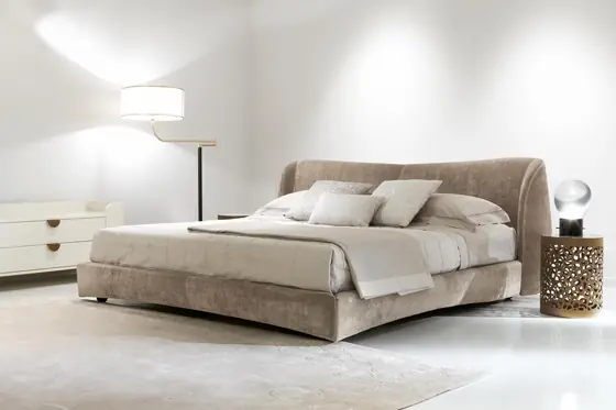 Lunelle Form Bed